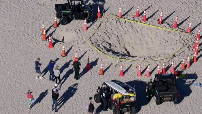 Una niña 5 años fallecida y un niño 7 en estado grave fue el resultado de caer ambos en un agujero que estaban abriendo en una playa de Florida, en Estados Unidos-acn
