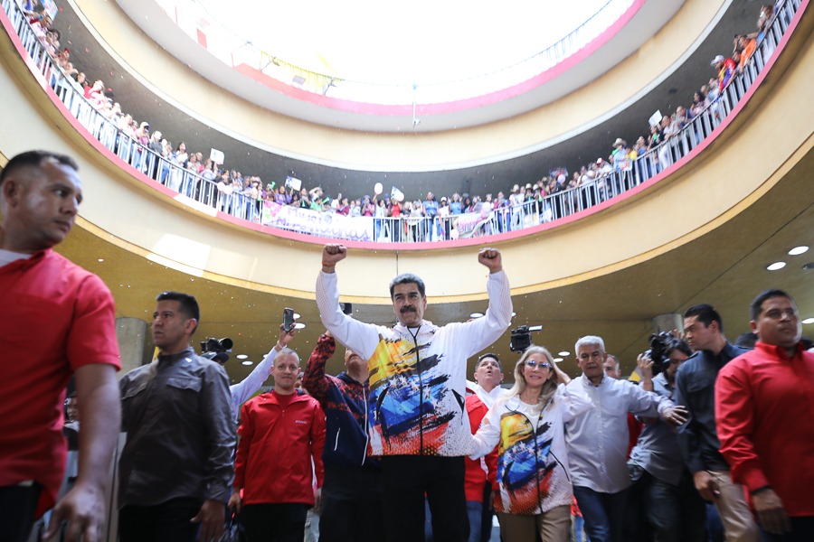 Maduro inscribió su candidatura en el CNE -Agencia Carabobeña de Noticias - Agencia ACN- Noticias Carabobo