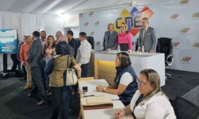 PCV y Podemos inscribieron candidatura presidencial de Maduro ante el CNE-Agencia Carabobeña de Noticias – ACN – Política