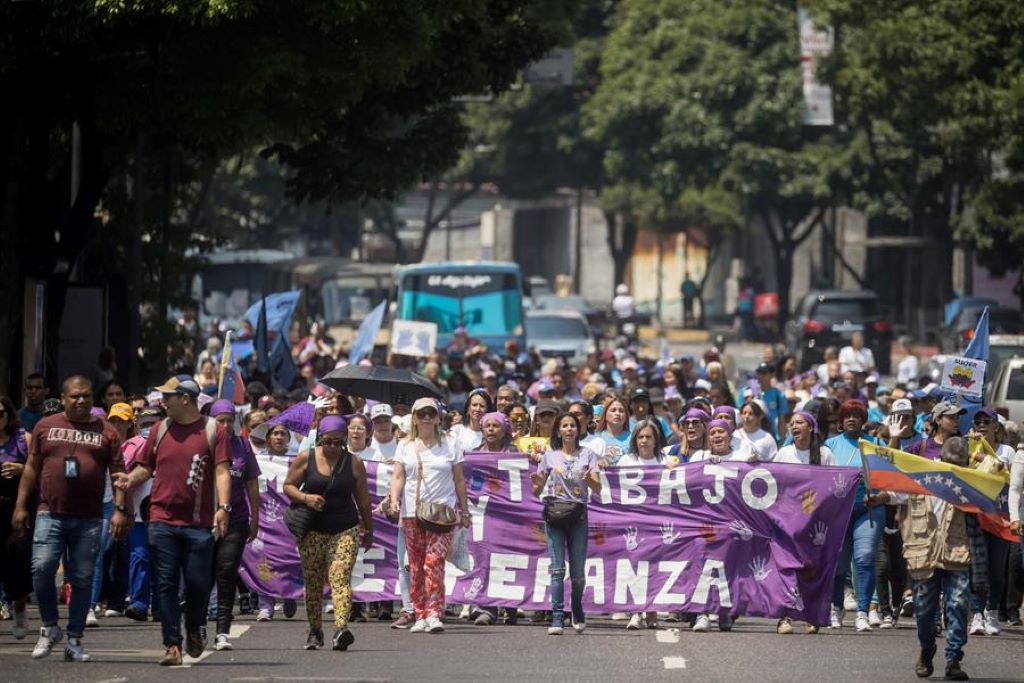 Protestan en Caracas por salarios - Agencia Carabobeña de Noticias