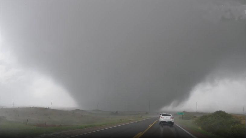 Potente tornado arrasa Nebraska - Agencia Carabobeña de Noticias