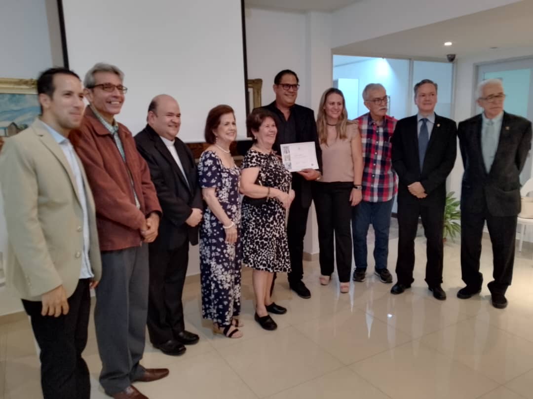 Sociedad Amigos de Valencia entregó reconocimientos - Agencia Carabobeña de Noticia - Agencia ACN - Noticias carabobo