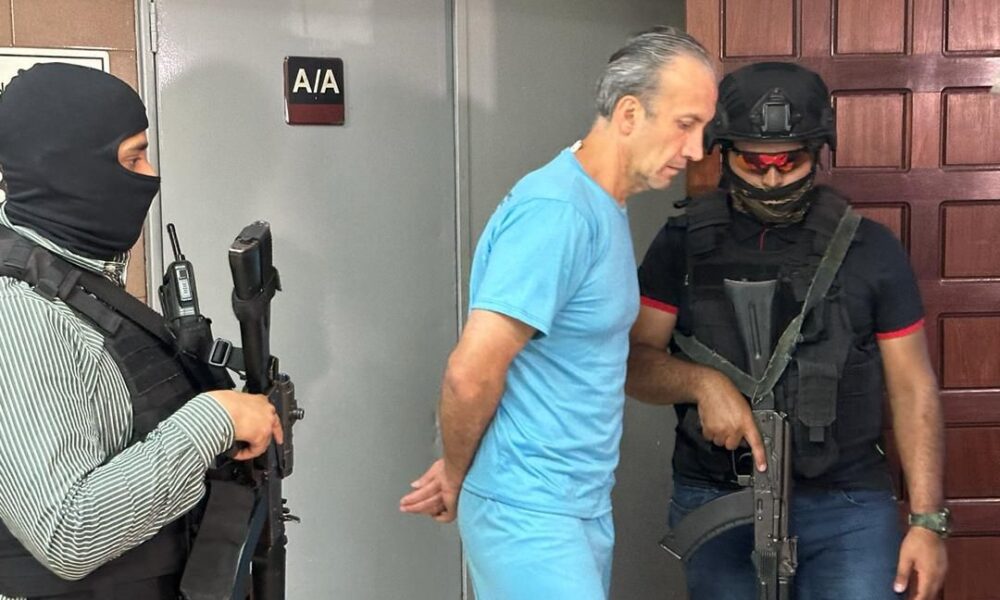 Tareck El Aissami conducido con esposas al interior del Palacio de Justicia-Agencia Carabobeña de Noticias – ACN – Sucesos
