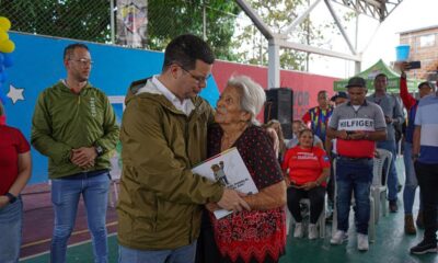 Alcalde Julio Fuenmayor entregó títulos de tierras - Agencia Carabobeña de Noticias