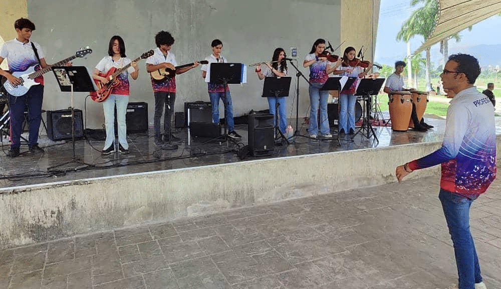 Dirección Central de Cultura UC conmemoró día de la danza - Agencia Carabobeña de Noticias