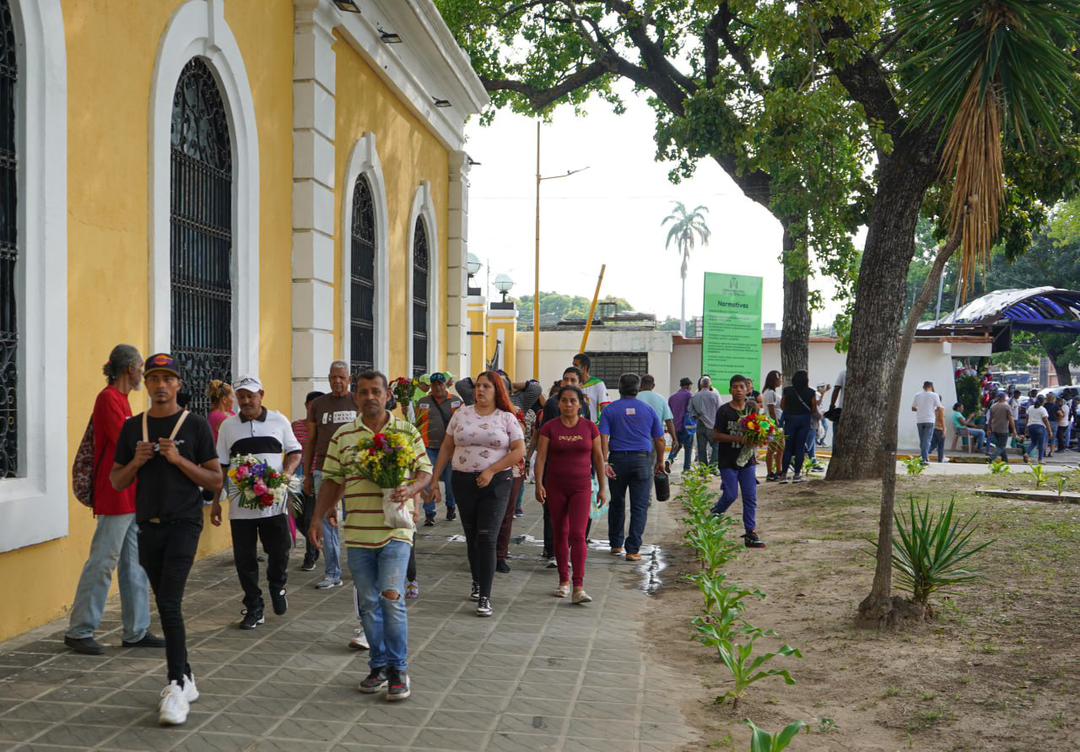 Cementerio de Valencia Día de las Madres - Agencia Carabobeña de Noticia - Agencia ACN - Noticias Carabobo