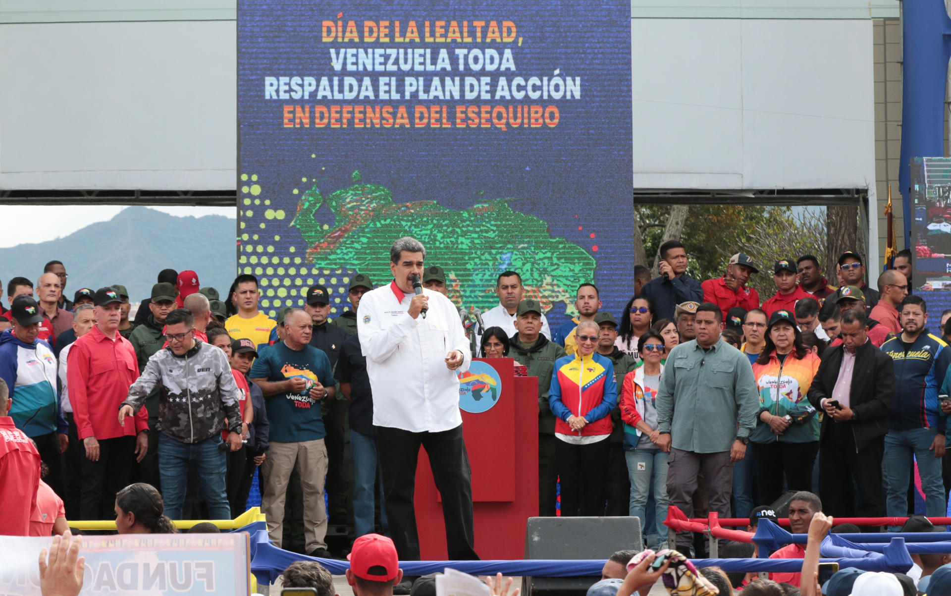 Jefe de estado dijo desconocer a los nueve candidatos de la oposición venezolana
