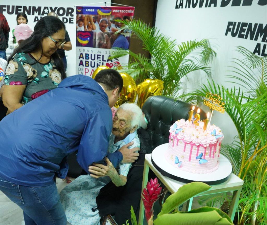 Cumpleaños 121 de Martina Pernalete - Agencia Carabobeña de Noticias