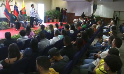 Fuenmayor entrega a más de 250 licencias de actividades económicas - Agencia Carabobeña de Noticias