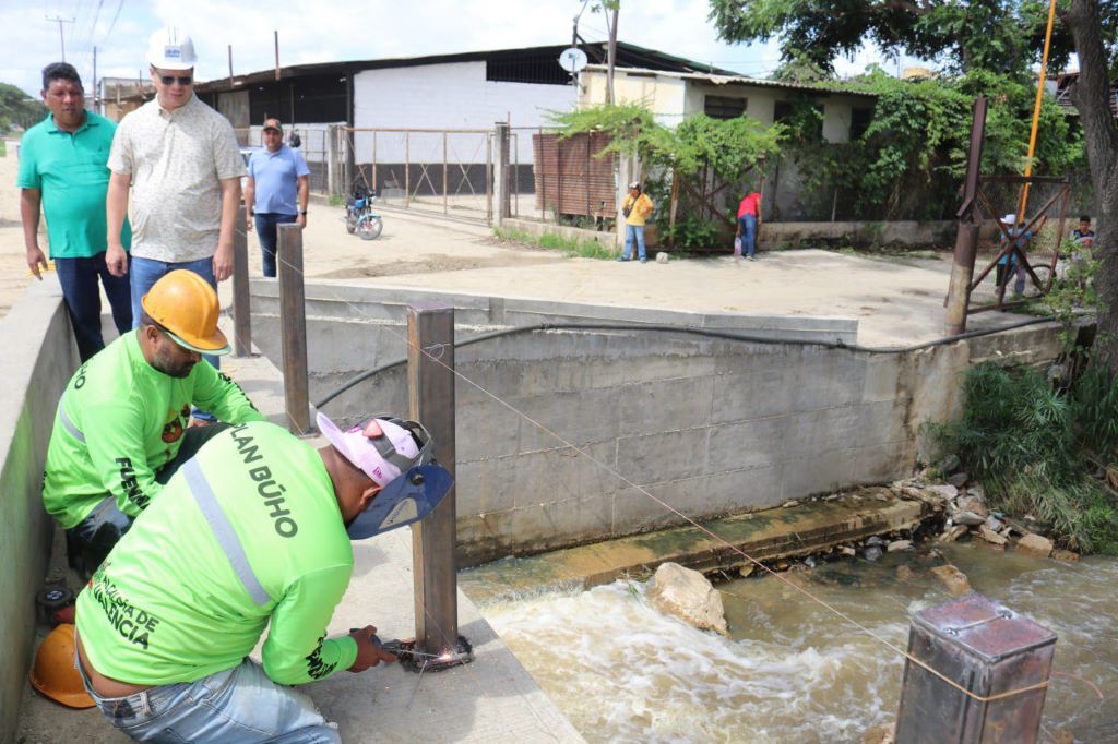 Fuenmayor supervisó trabajos del puente San Luis - Agencia Carabobeña de Noticias