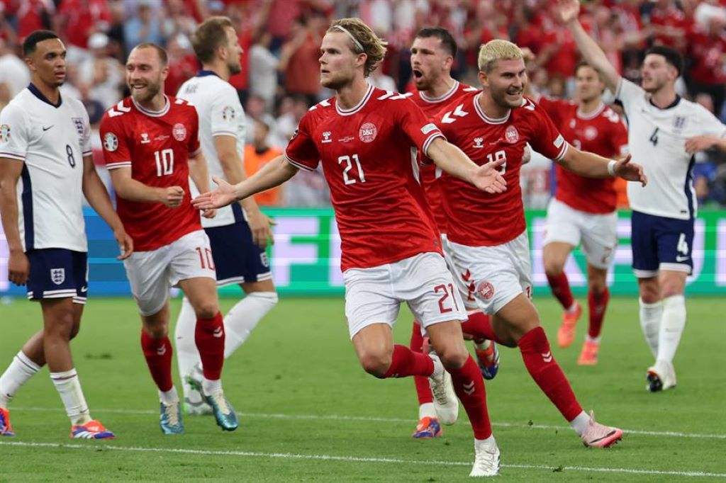 Empate entre Dinamarca e Inglaterra - Agencia Carabobeña de Noticias