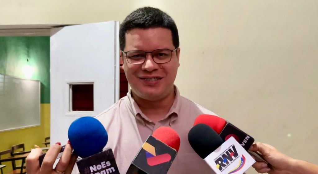 Fuenmayor ejerció su derecho al voto - Agencia Carabobeña de Noticias