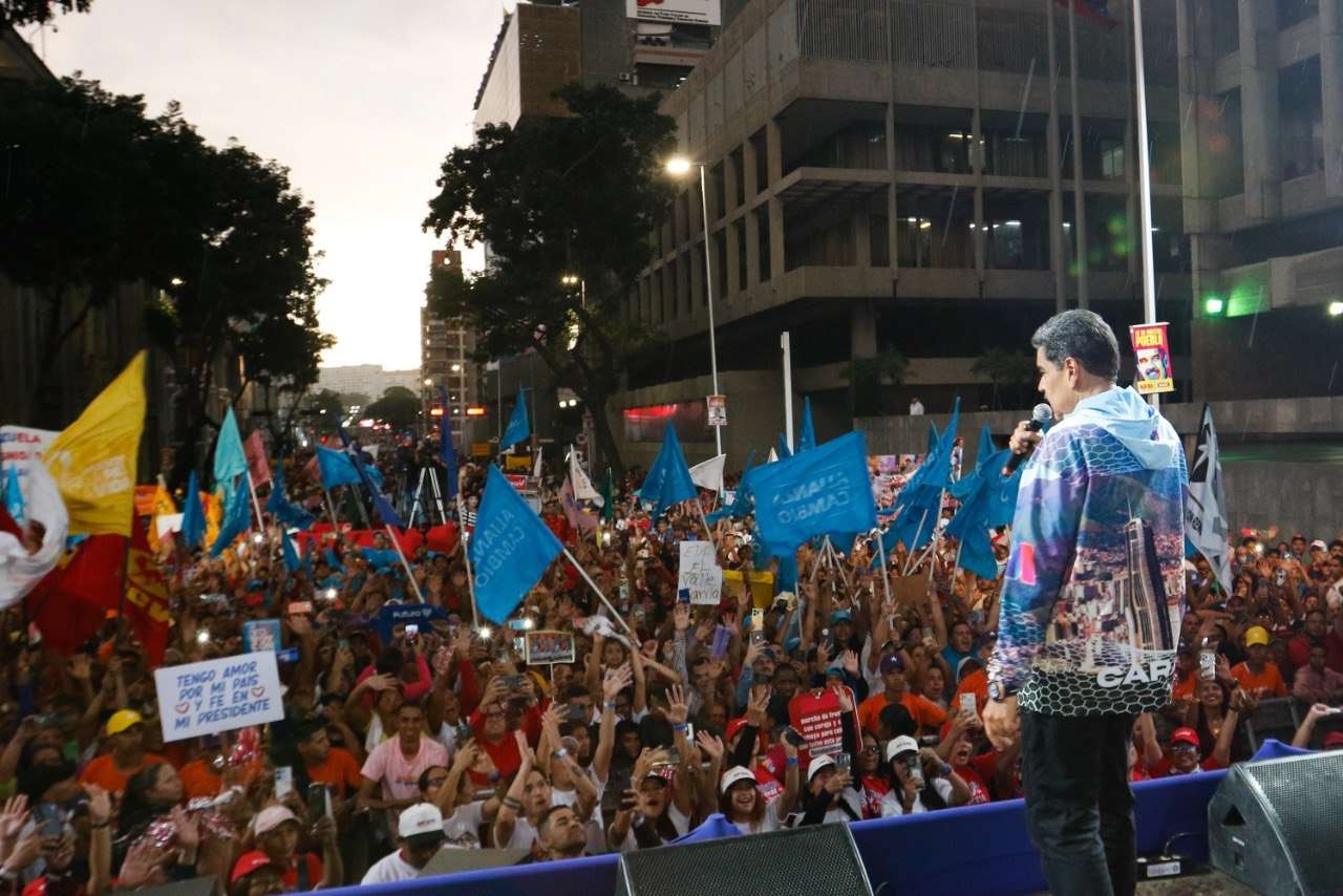 Maduro en Caracas: “Soy el candidato de la paz y del amor”-Agencia Carabobeña de Noticias – ACN – Política