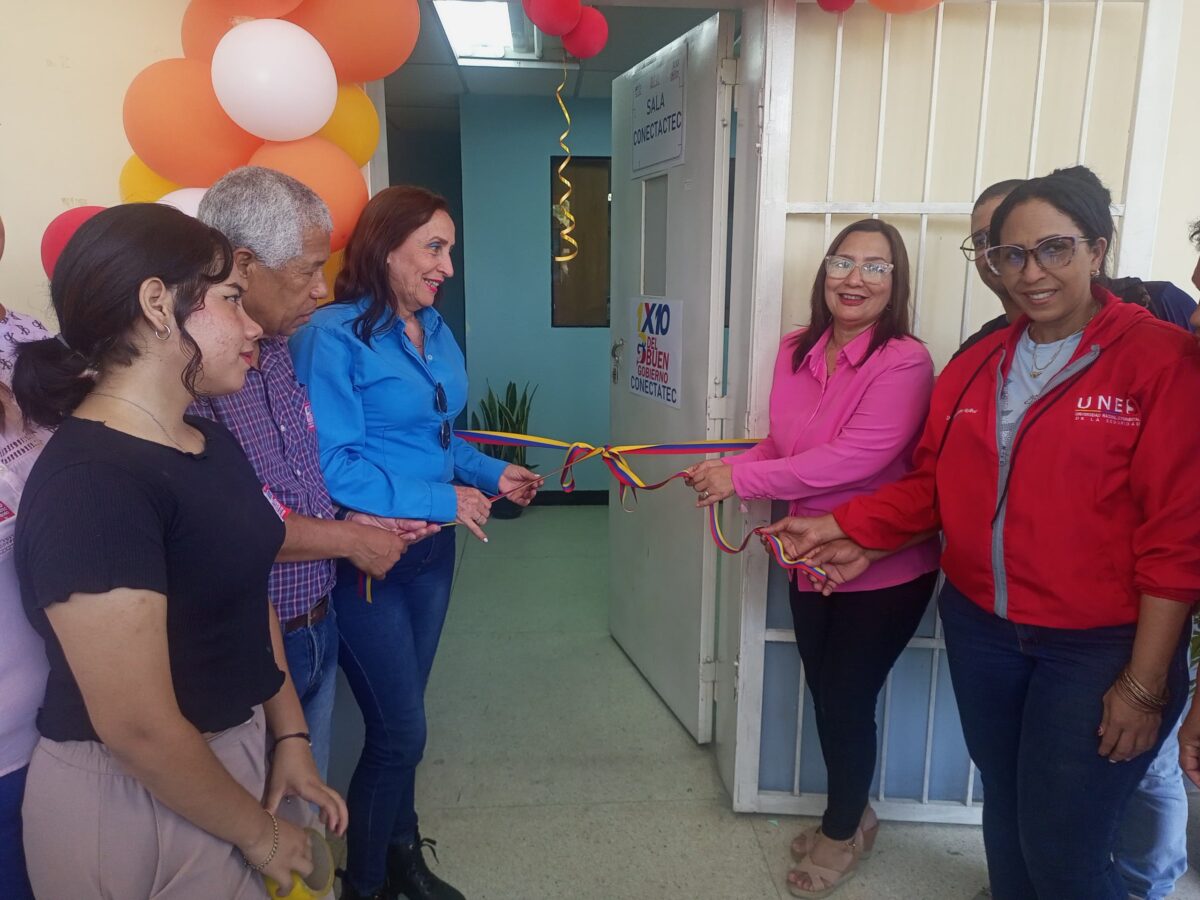 Sala ConectaTEC Valencia - Agencia carabobeña de noticias – acn