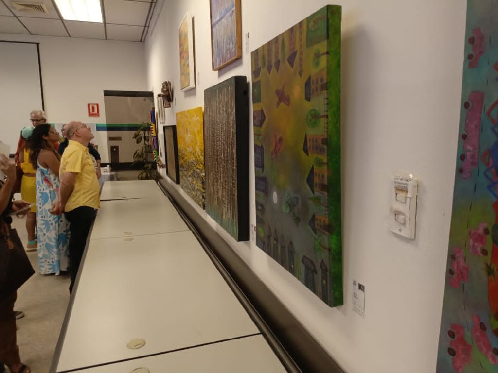 Inaugurada exposición colectiva de artistas plásticos - Agencia Carabobeña de Noticias