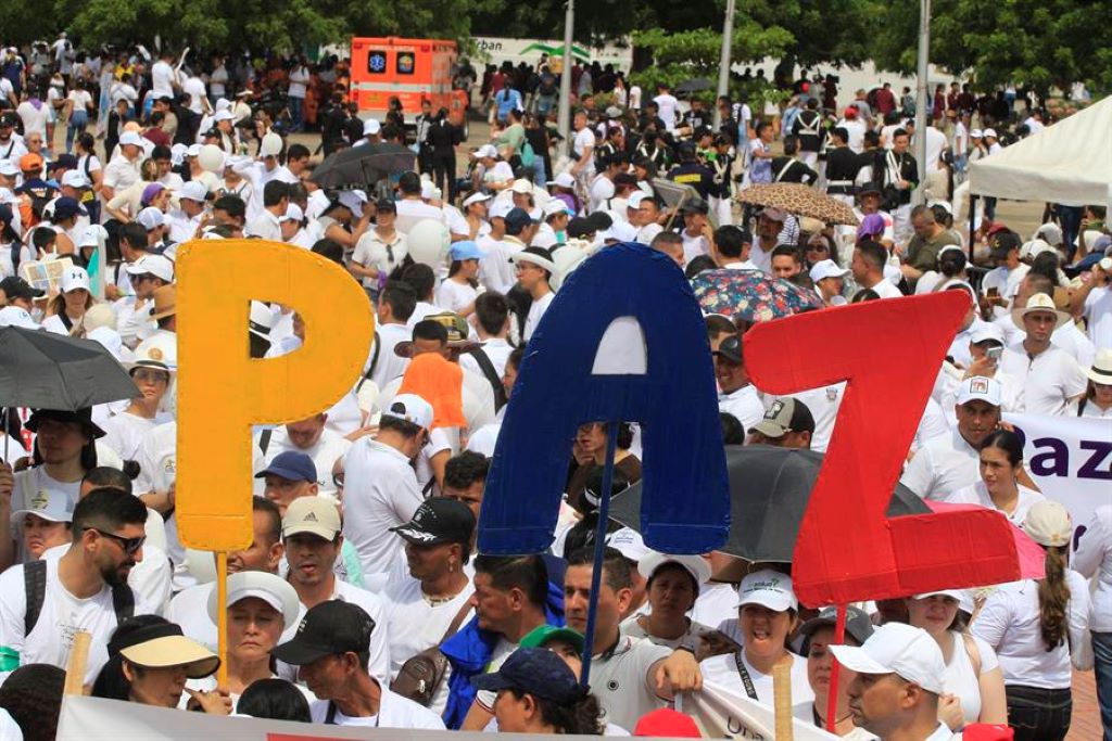 Miles de personas piden la paz en Cúcuta - Agencia Carabobeña de Noticias