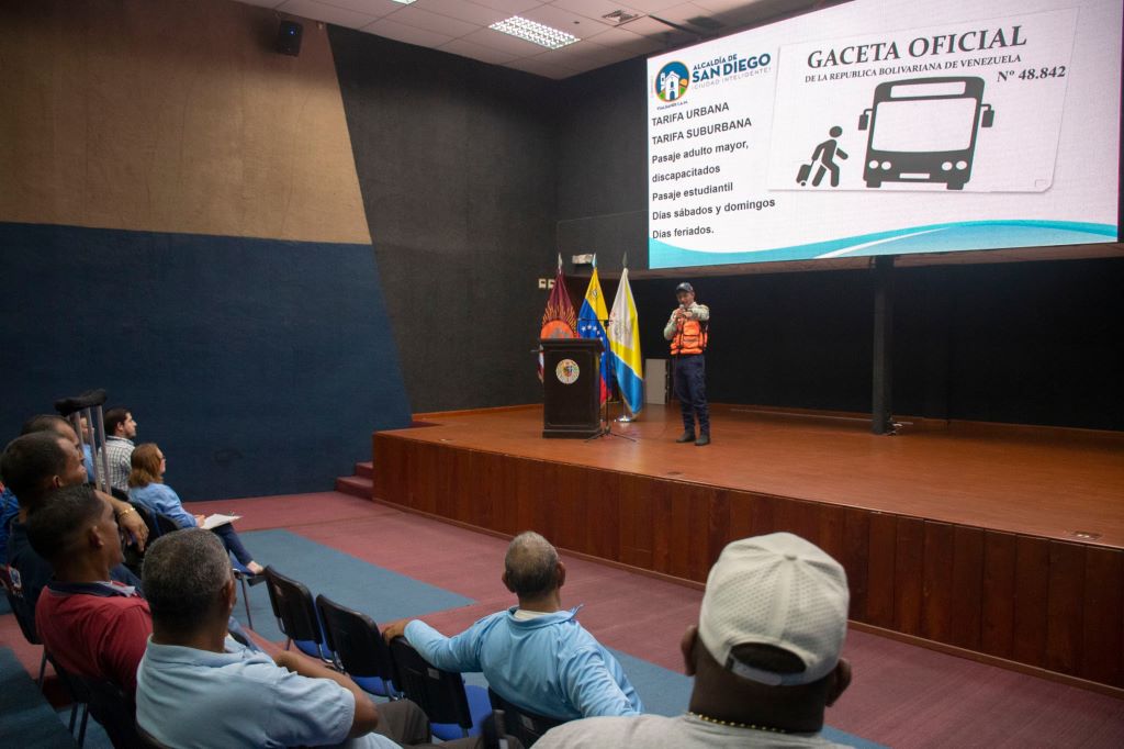 Vialsandi exhorta a conductores - Agencia Carabobeña de Noticias
