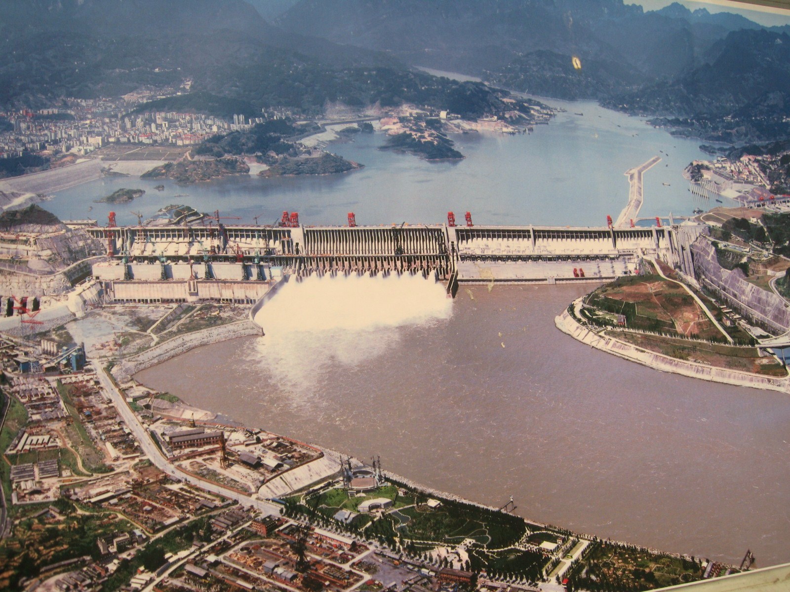 La mayor represa hidroeléctrica del mundo