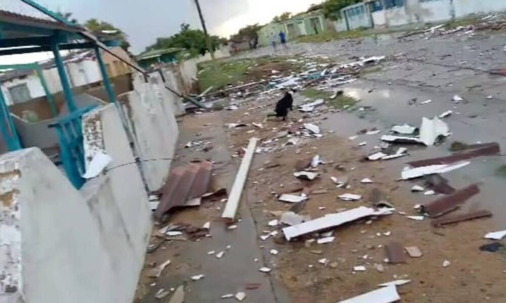Tromba marina afectó al menos a 15 familias -Agencia Carabobeña de Noticias – ACN – Sucesos