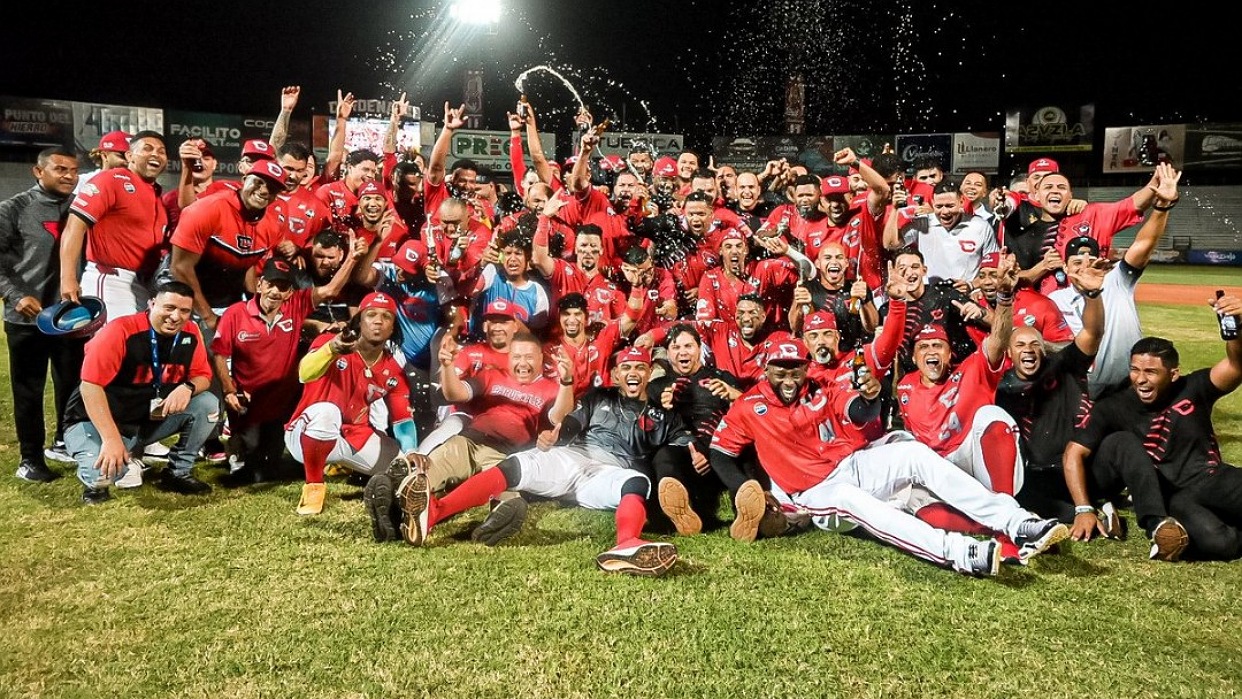 Cardenales de Lara Campeón de la LVBP 2024-25