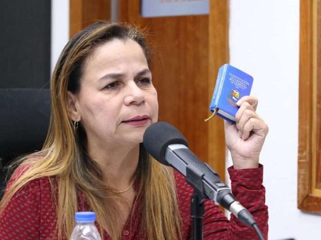 Pruebas de droga para candidatos propone Iris Varela