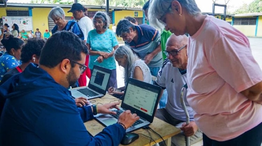 Alcaldía de Naguanagua incorpora a abuelitos al Registro Nacional de Adultos Mayores