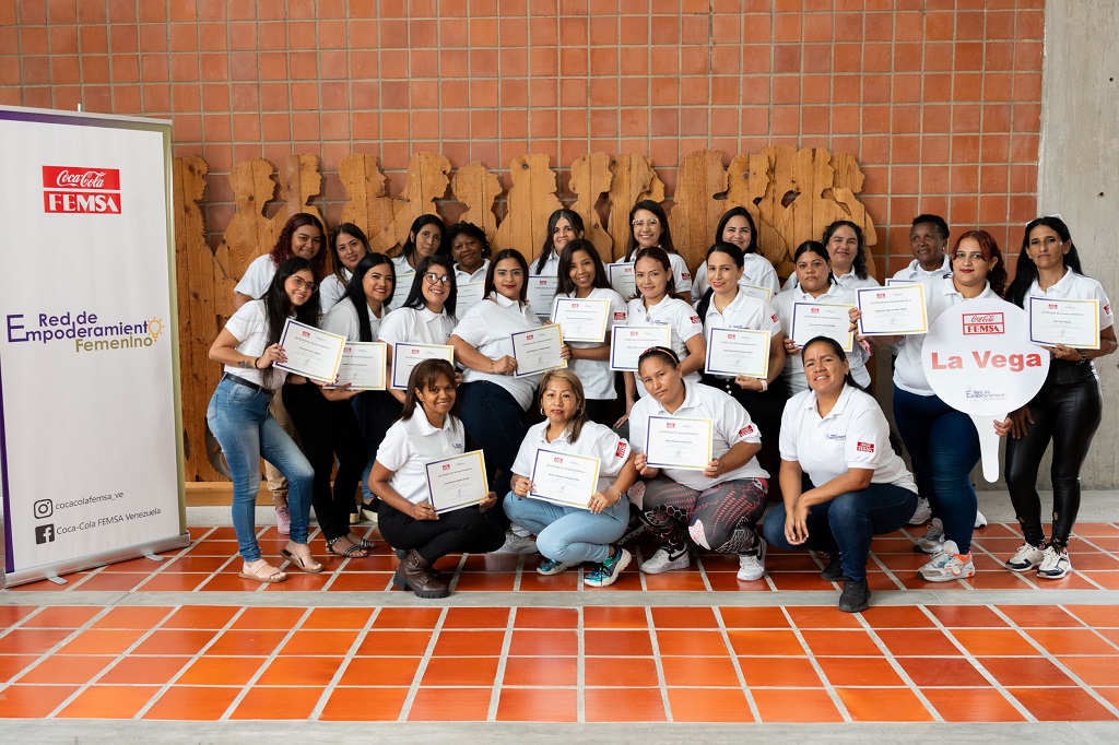 Coca-Cola FEMSA y su compromiso con el talento femenino - Agencia Carabobeña de Noticias