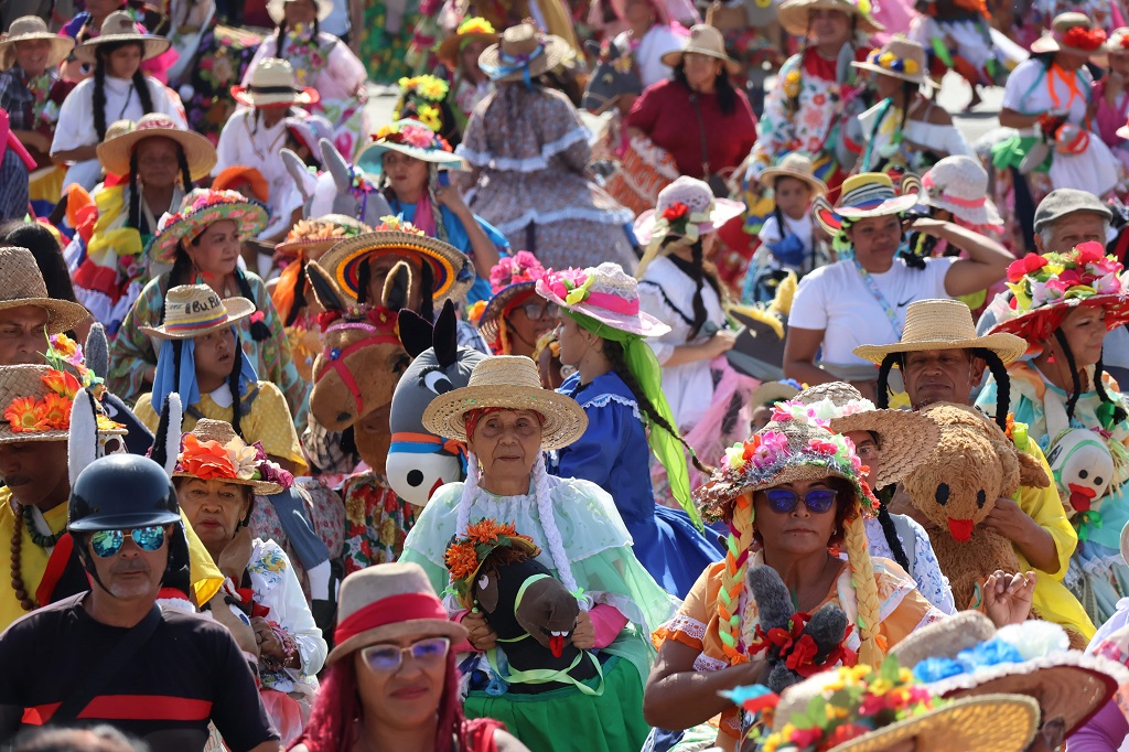 XIII Encuentro Nacional de Bailadores de Burras y Burriquitas - Agencia Carabobeña de Noticias