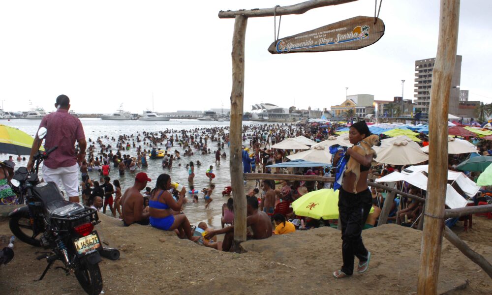 Gran afluencia de temporadistas presentaron playas carabobeñas en Semana Santa