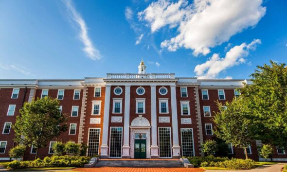 Trump prohibió extranjeros Harvard - Agencia Carabobeña de Noticias - acn
