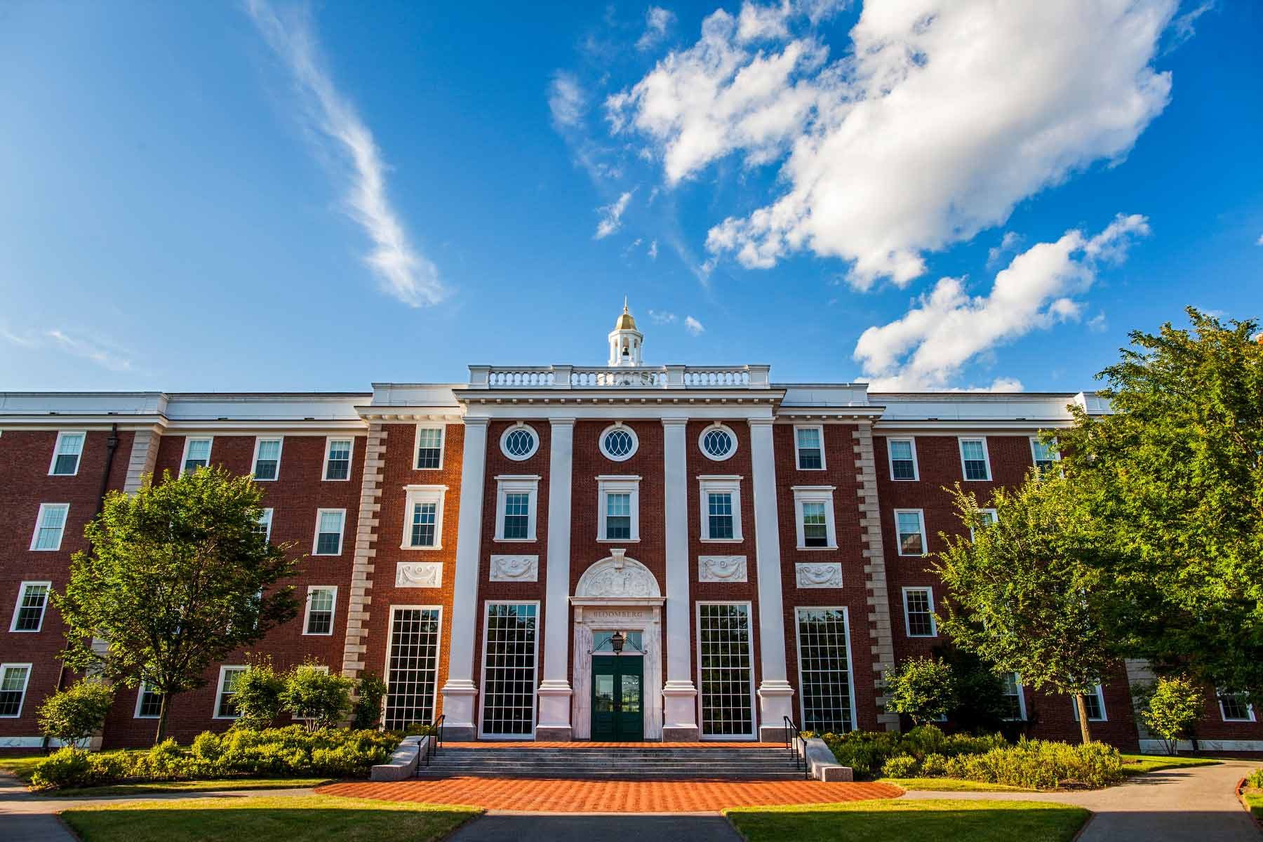 Trump prohibió extranjeros Harvard - Agencia Carabobeña de Noticias - acn