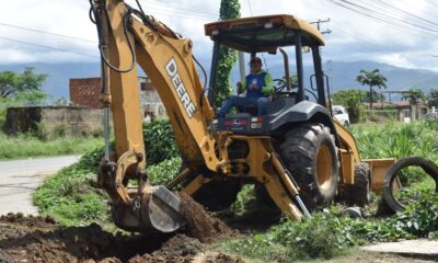 Alcaldía de San Diego sustituye tuberías - Agencia Carabobeña de Noticias