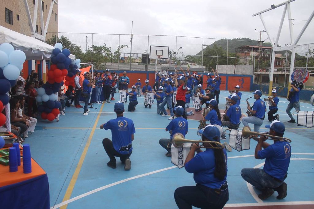 Banda Show Drácula Carabobo - Agencia Carabobeña de Noticias