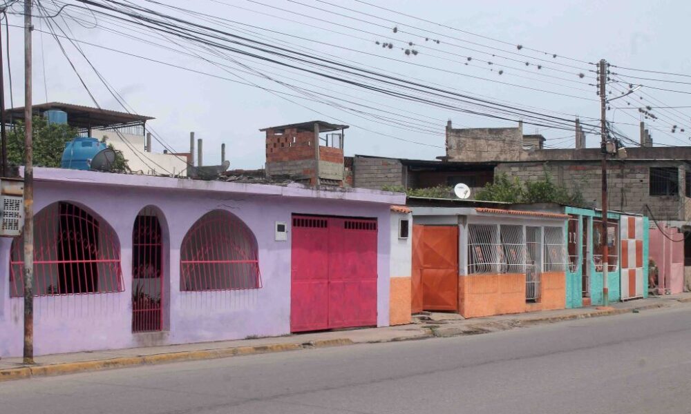Beneficiadas familias de San Estaban - Agencia Carabobeña de Noticias