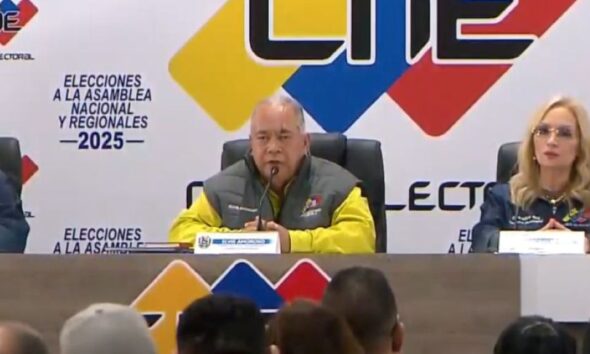 CNE extendió una hora más - Agencia Carabobeña de Noticias
