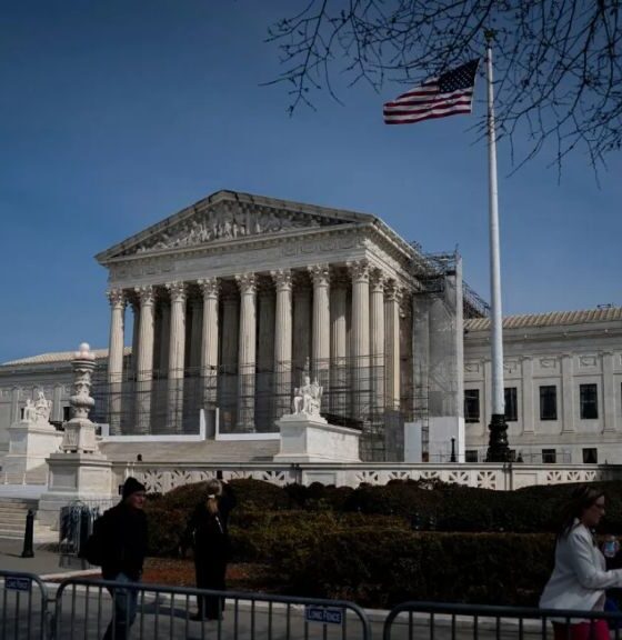 Corte Suprema impide a Donald Trump reanudar deportaciones - Agencia Carabobeña de Noticias