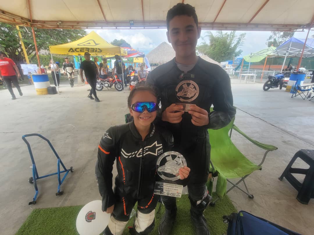 Hermanos Delgado brillaron en II Válida de Motovelocidad - Agencia Carabobeña de Noticias