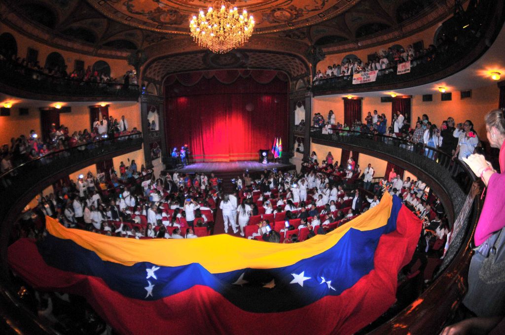 Homenajeadas profesionales de enfermería - Agencia Carabobeña de Noticias