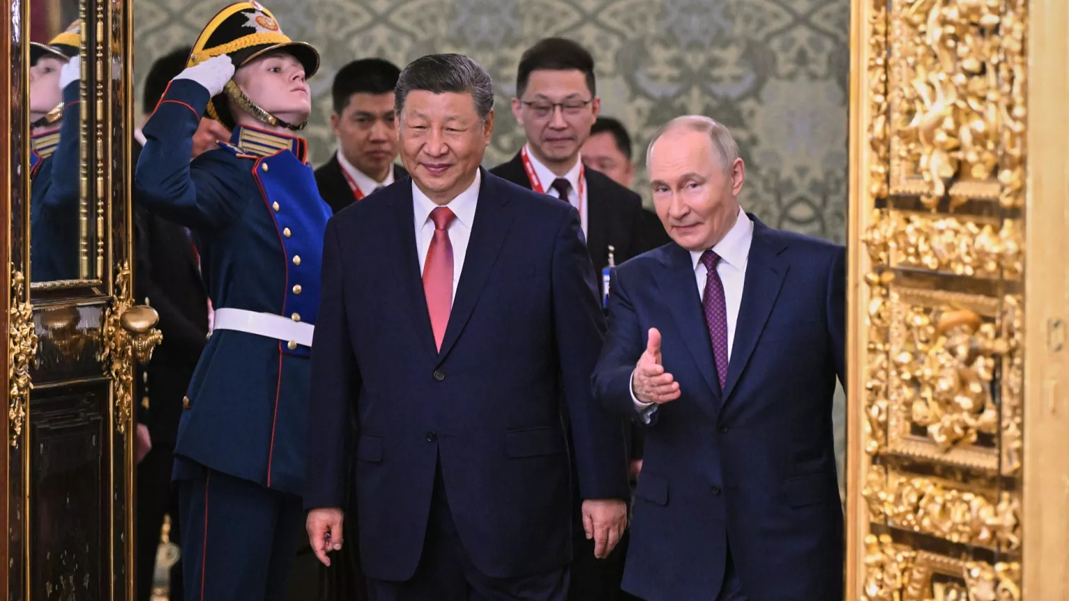 Putin y Xi Jinping suscribieron acuerdos tras encuentro en el Kremlin