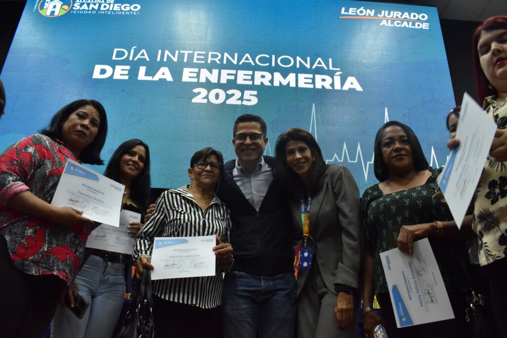 Reconocen labor de los enfermeros - Agencia Carabobeña de Noticias