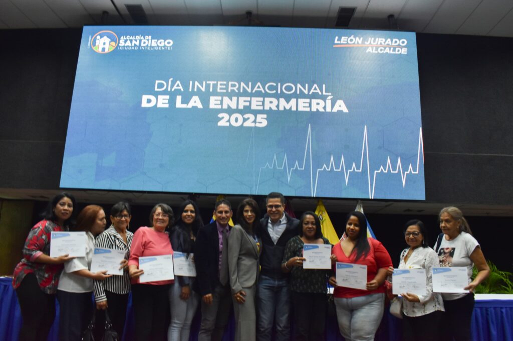 Reconocen labor de los enfermeros - Agencia Carabobeña de Noticias