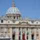 Cardenales que elegirán al nuevo papa ya están en Roma