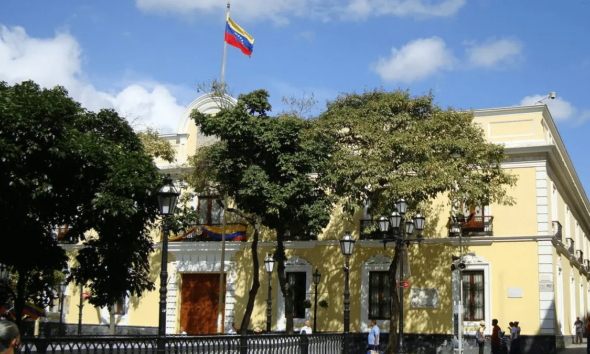 Gobierno venezolano acusó de parcializado a Volker Türk