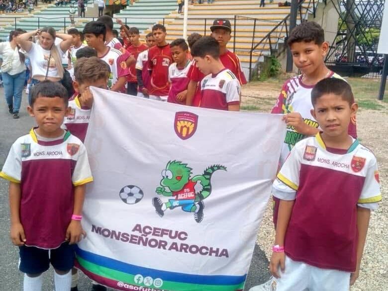 Acefuc Monseñor Arocha de aniversario - Agencia Carabobeña de Noticias