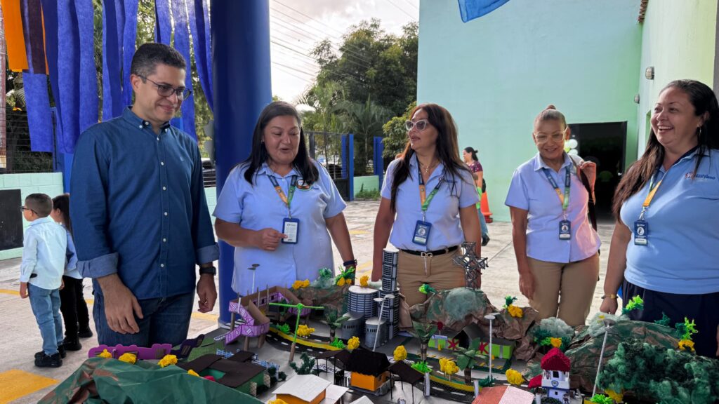 Alcalde León Jurado asistió a proyecto científico - Agencia Carabobeña de Noticias