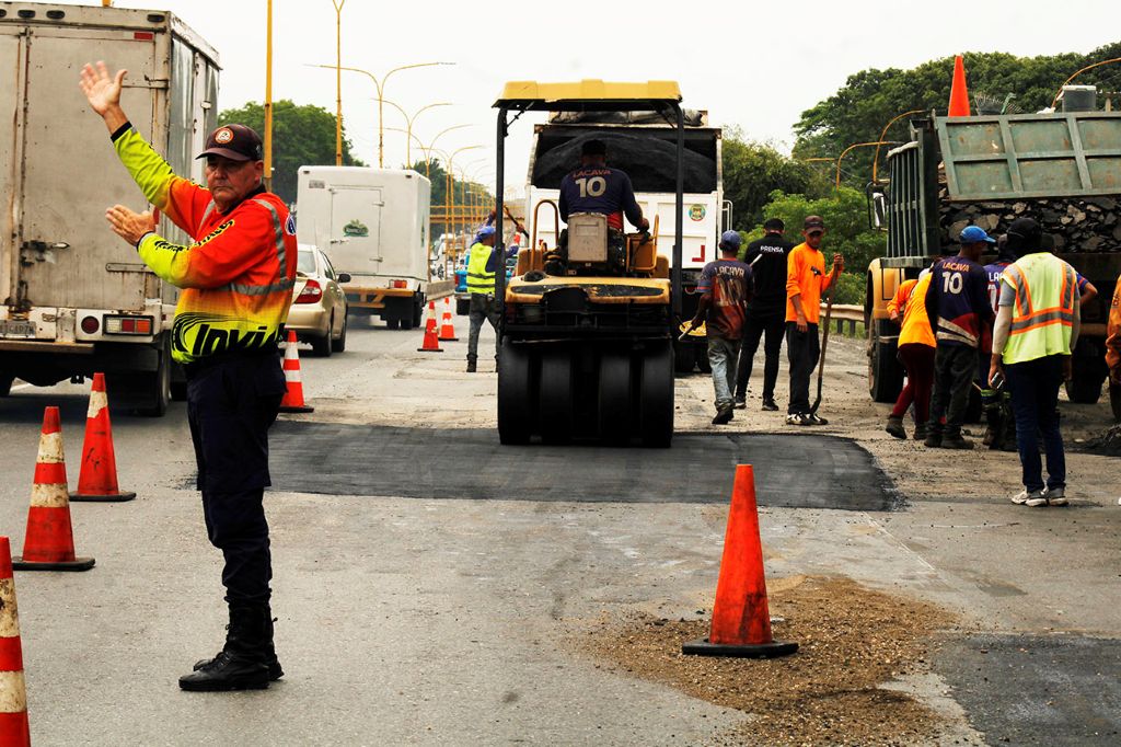 Avanza rehabilitación de la Autopista del Sur - Agencia Carabobeña de Noticias