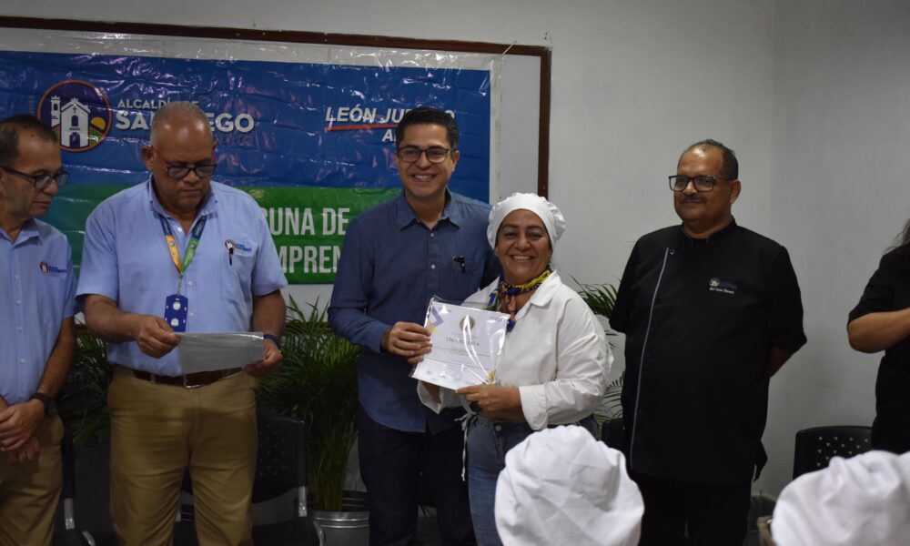 Certificadas mujeres emprendedoras en San Diego - Agencia Carabobeña de Noticias