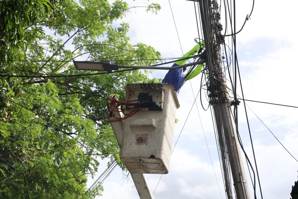 Cuadrillas eléctricas de IAM Fumcosandi - Agencia Carabobeña de Noticias