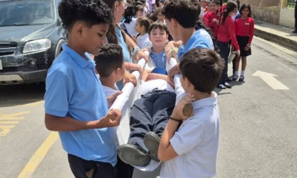 Gobierno de Carabobo realizó simulacro de desalojo - Agencia Carabobeña de Noticias