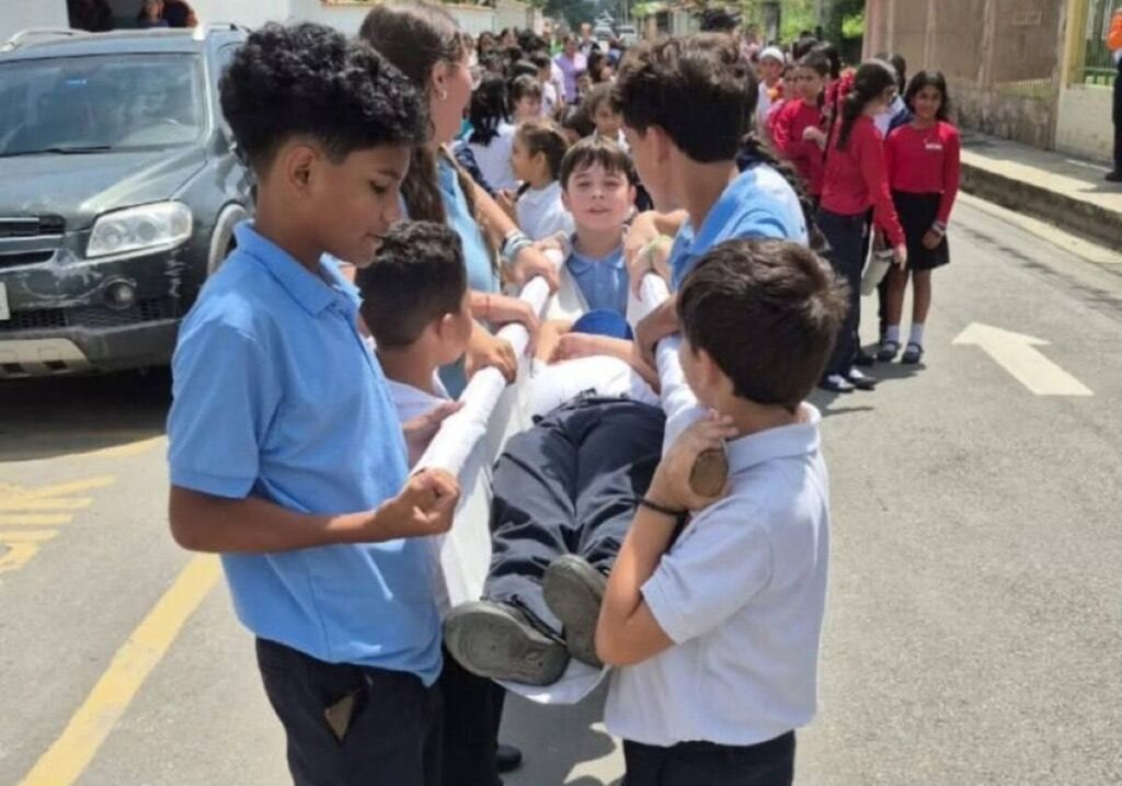 Gobierno de Carabobo realizó simulacro de desalojo - Agencia Carabobeña de Noticias